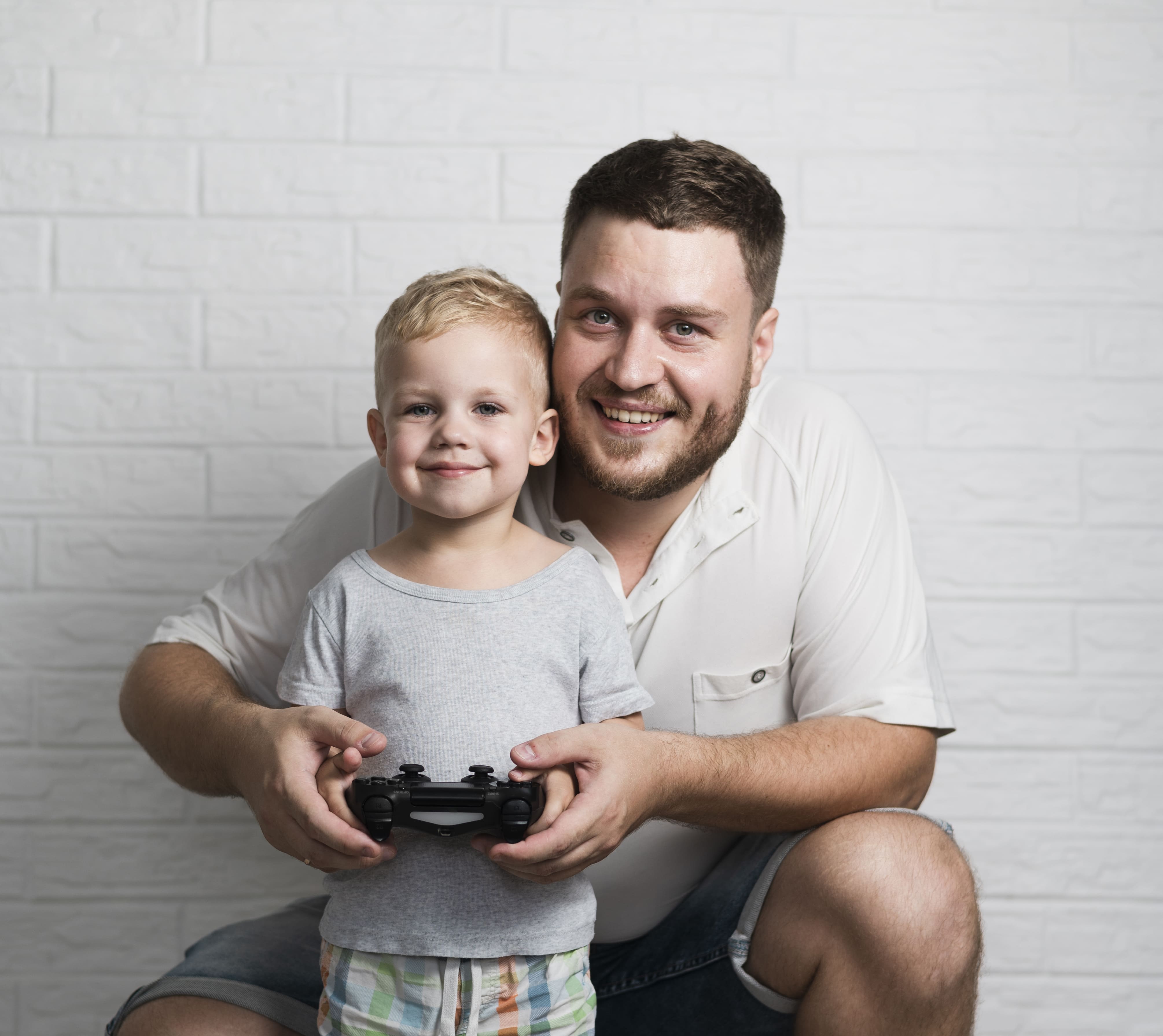 Олег с ребёнком